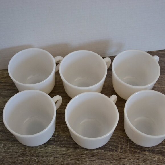 Vtg Hazel Atlas Milk Glass Mugs Rare - Picture 3 of 8